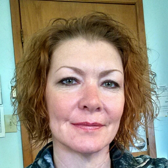 Meet your Posher, Ashley, "aka: ASH". - Picture 3 of 3